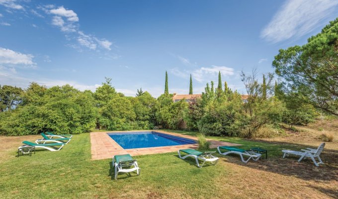 Villa to rent in Costa Brava Capmany