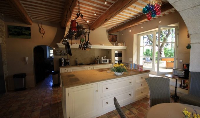 Provence luxury villa rentals Vaucluse Grillon with indoor heated pool sauna and staff chef