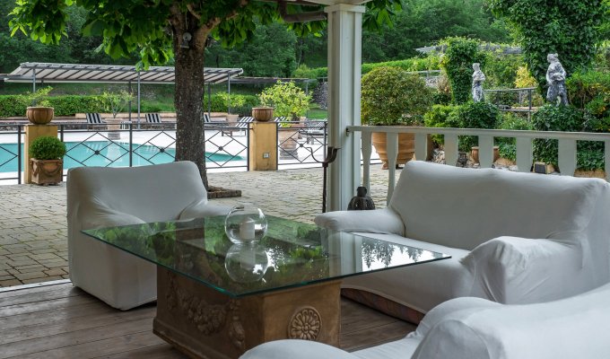 FLORENCE HOLIDAY RENTALS - ITALY TUSCANY FLORENCE - Luxury Villa Vacation Rentals with private pool in the Chianti hills