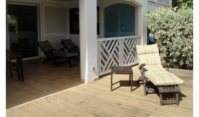 St Martin Holidays - Apartment Vacation Rentals with pool - right on the beach - Orient beach - Caribbean - FWI