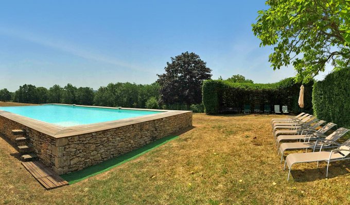 Castle for rent near Sarlat in Dordogne Perigord