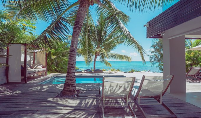 Beachfront Mauritius Villa Rentals in Pereybere close to Grand Bay