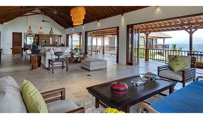 Indonesia Bali Villa rental Manggis on the beach with private pool and staff
