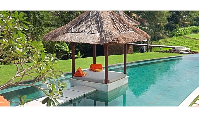 Bali Canggu Villa Rental with private pool and staff