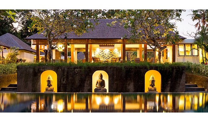 Bali Canggu Villa Rental with private pool and staff