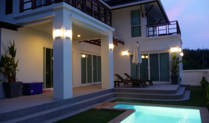 Koh Lanta Villa Rentals at 400 m from the most beautiful beach of Koh Lanta