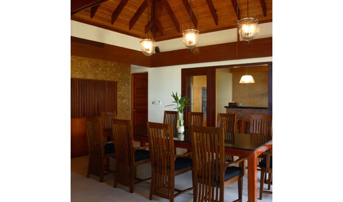Seaside luxury villa rentals Koh Samui, Maenam Beach