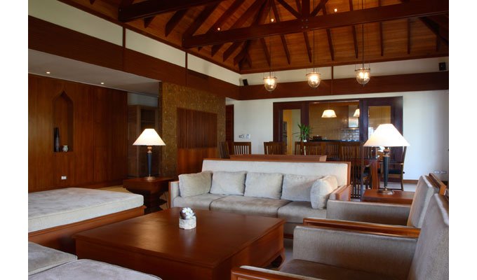 Seaside luxury villa rentals Koh Samui, Maenam Beach
