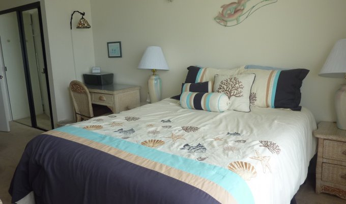 Beachfront San Diego Condo Apartment Vacation Rental, Mission Beach, Seaworld