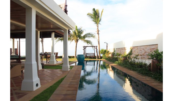 Seaside luxury villa rentals Koh Samui, Maenam Beach
