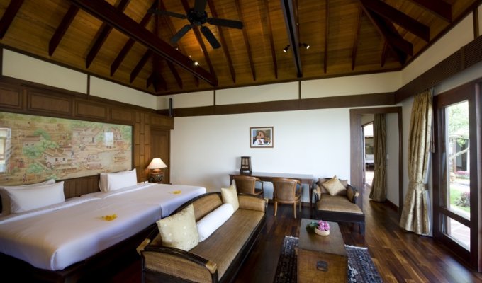 Seaside luxury villa rentals Koh Samui, Maenam Beach