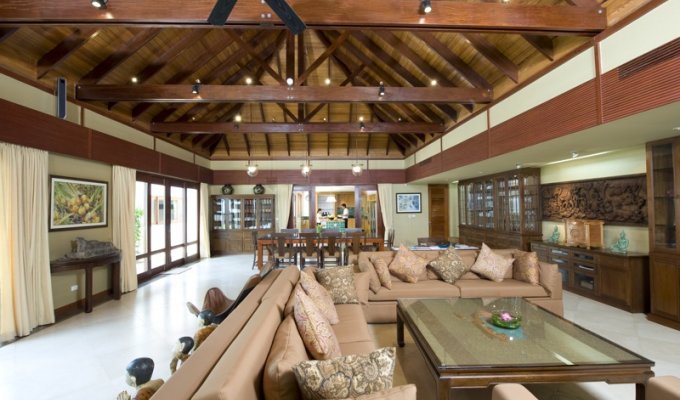 Seaside luxury villa rentals Koh Samui, Maenam Beach