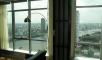 Bangkok - Sathorn photo #2