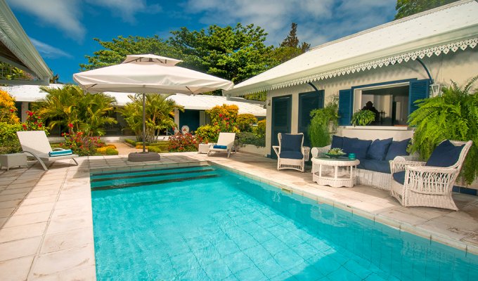 Mauritius Beachfront villa rentals  with private pool Grand Bay