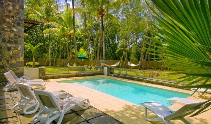 Mauritius Beachfront villa rentals on the south coast with private pool