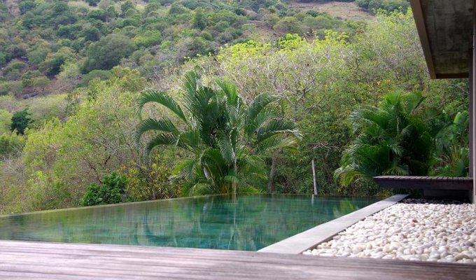 Le Morne Luxury Villa rentals at 5 mins from Le Paradis Hotel & Golf courses