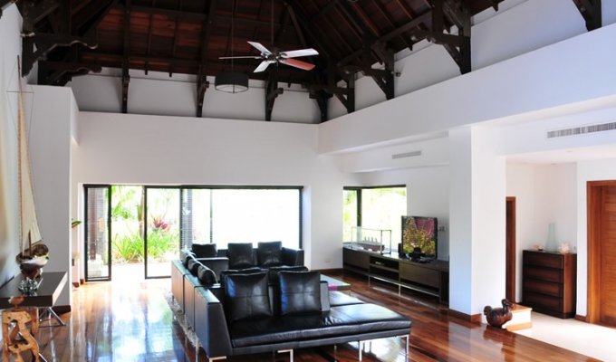 Mauritius Luxury Villa Rentals Beach 200m & Heritage Golf club 5 mins