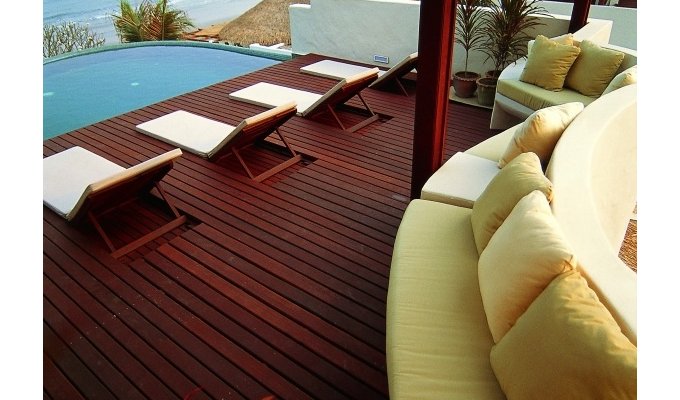 Beachfront House in luxury Resort