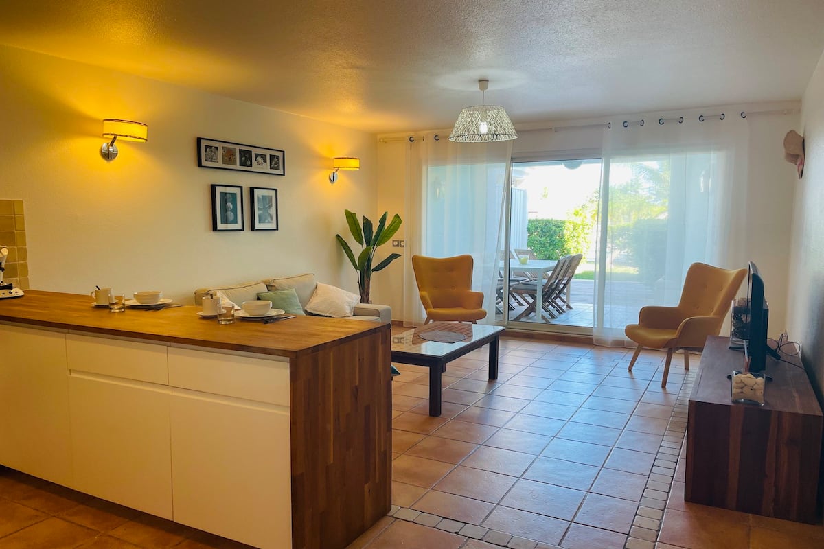 St Martin Apartment Vacation Rentals Orient Bay Beach FWI