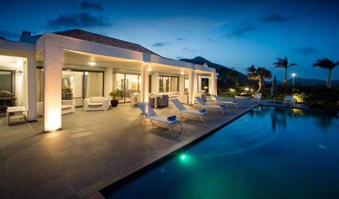 St Martin Seaview luxury Vacation Villa Rentals Orient Bay Beach FWI