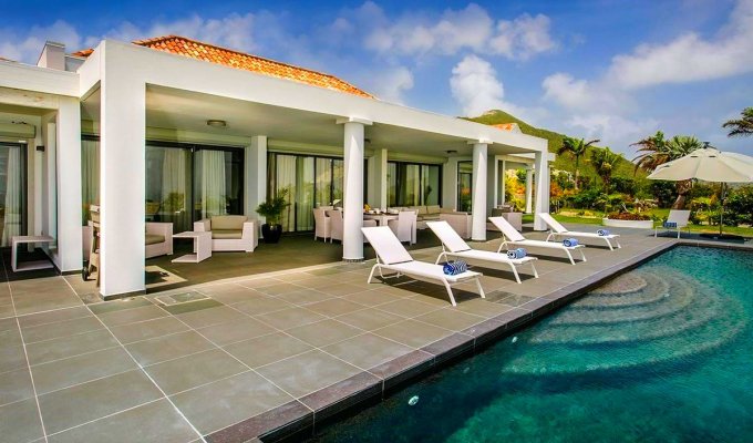 St Martin Seaview luxury Vacation Villa Rentals Orient Bay Beach FWI