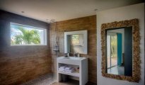 Orient Bay photo #10
