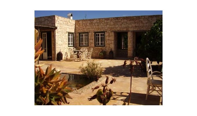 Pool of luxury villa in Essaouira 