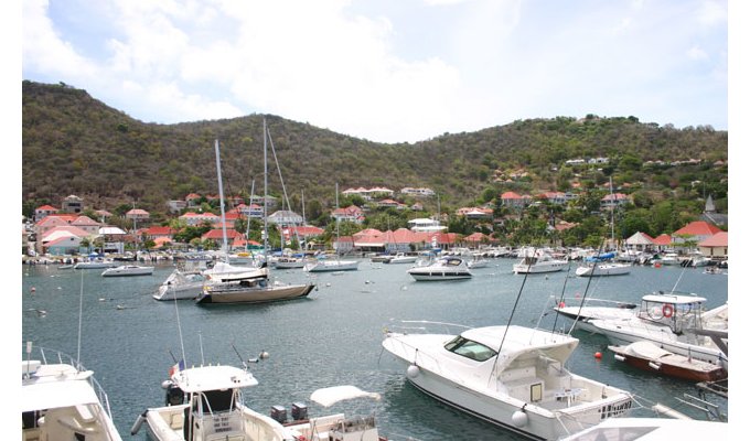 St Barts Apartment Vacation Rentals directly on the harbour of Gustavia - FWI