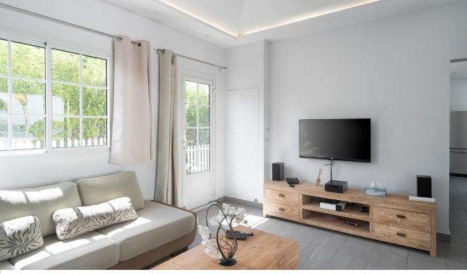 St Barts Villa Vacation Rentals directly on the beach of Lorient - FWI