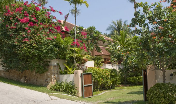 Thailand Vacation Rental, Villa with pool, minutes from the beach of Choeng Moen.