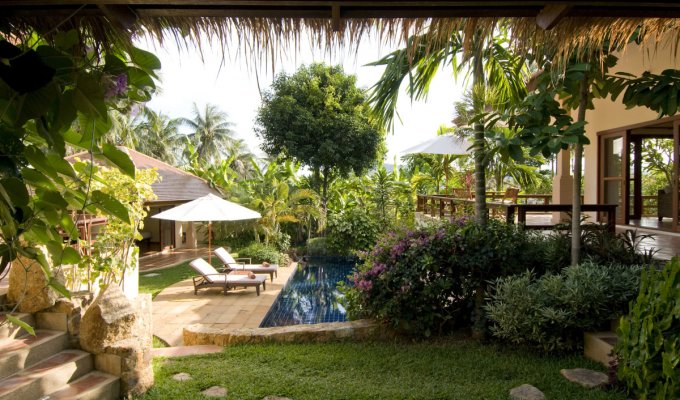 Thailand Vacation Rental, Villa with pool, minutes from the beach of Choeng Moen. 