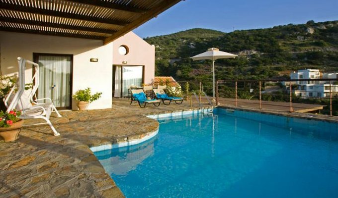 Villas in Crete with private pool, Greek Villa Holidays.