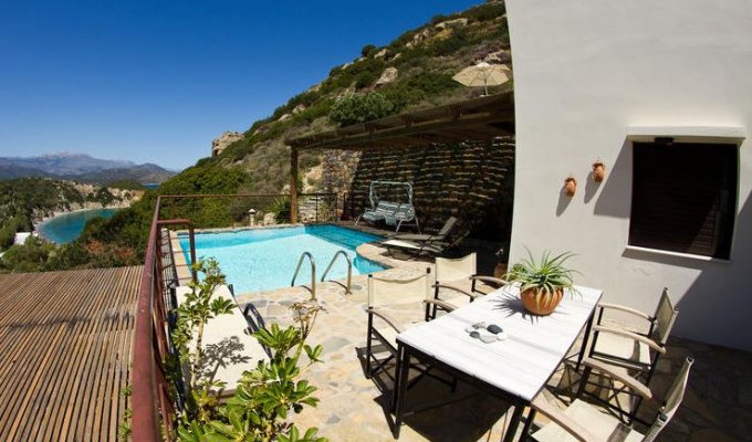 Villas in Crete with private pool, Greek Villa Holidays.