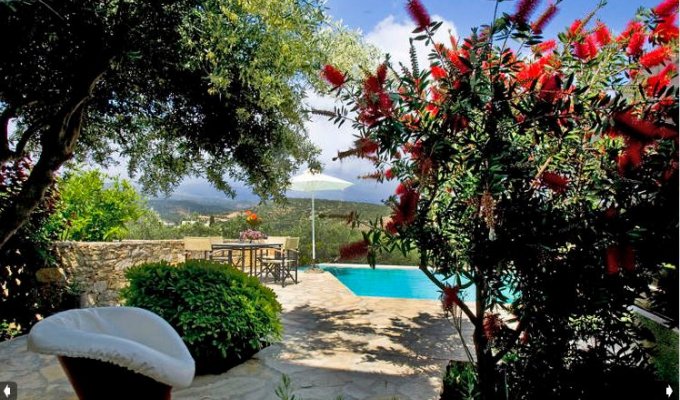 Villas in Crete with private pool, Greek Villa Holidays.