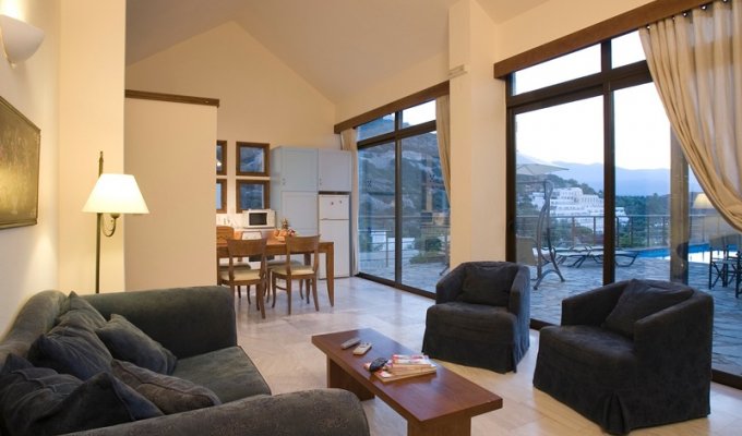 Villas in Crete with private pool, Greek Villa Holidays.