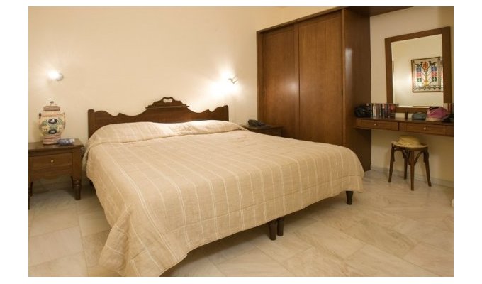 Villas in Crete with private pool, Greek Villa Holidays.