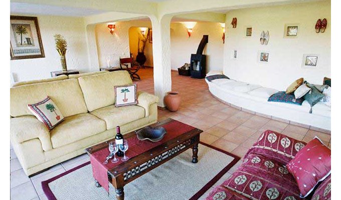 Luxury villa, vacation rentals with private heated pool.