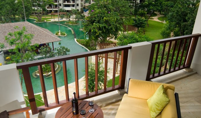 Indonesia Bali Villa rental Bukit close to the beach with private pool and view of the tropical hills of Nusa Dua