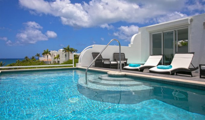 St Maarten Cupecoy Shore pointe Condo rentals Pool beach near Cupecoy beach