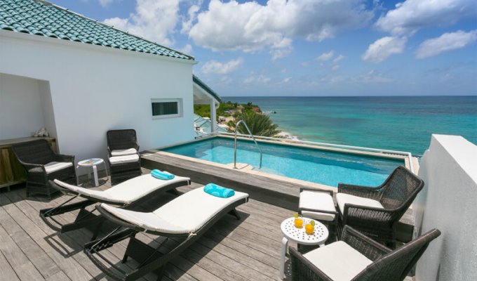 St Maarten Cupecoy Shore pointe Condo rentals Pool beach near Cupecoy beach