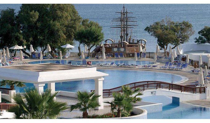 Your stay in Crete, accommodation 8j / 7 nights at the ALL-INCLUSIVE hotel room overlooking the sea from € 326 / pers.