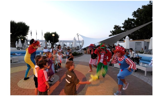 Your stay in Crete, accommodation 8j / 7 nights hotel accommodation with breakfast in a junior suite. From 826 € / pers. Holidays in Greece, Spa Resort near the beach.