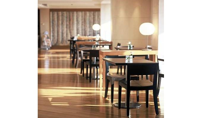 Your stay in Greece, accommodation 8j / 7 nights hotel accommodation with breakfast in Guest Room. Hotel Hilton Athens