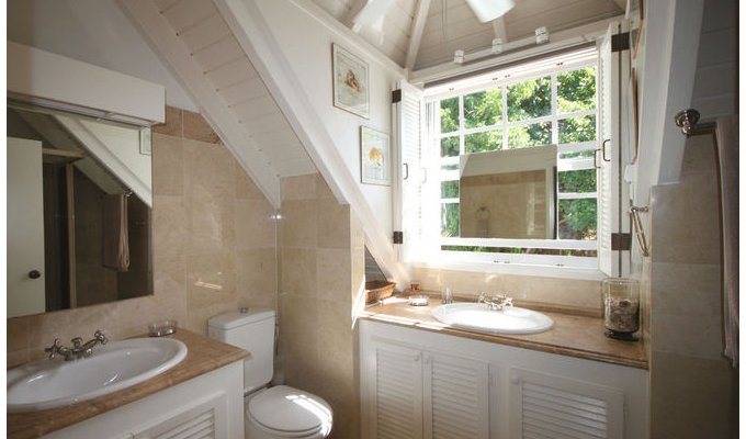 St Barths Rentals - Apartment Vacation Rentals in St Barthelemy overlooking Gustavia harbour - FWI