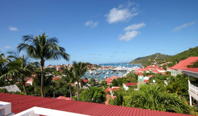 St Barths Rentals - Apartment Vacation Rentals in St Barthelemy overlooking Gustavia harbour - FWI
