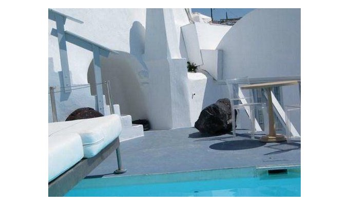 Your stay in Cyclades, Accommodation 8j / 7 nights hotel with breakfast Standard room. Hotel Chromata
