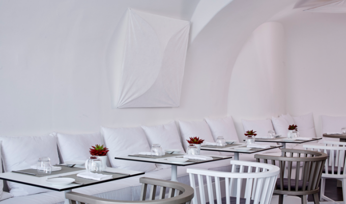 Your stay in Cyclades, Accommodation 8j / 7 nights hotel with breakfast Standard room. Hotel Chromata