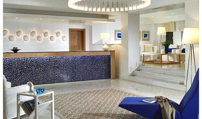 Your stay in Cyclades, Accommodation 8j / 7 nights hotel with breakfast standard room with garden view. Petasos Hotel Beach Resort & Spa. 