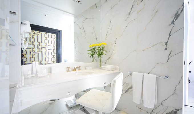 Your stay in Cyclades, Accommodation 8j / 7 nights hotel with breakfast room with sea view Hotel Kivotos