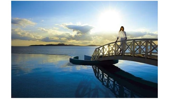 Your stay in Greece, accommodation 8j / 7 nights hotel with breakfast room overlooking the garden. Saint John Hotel Resort. 